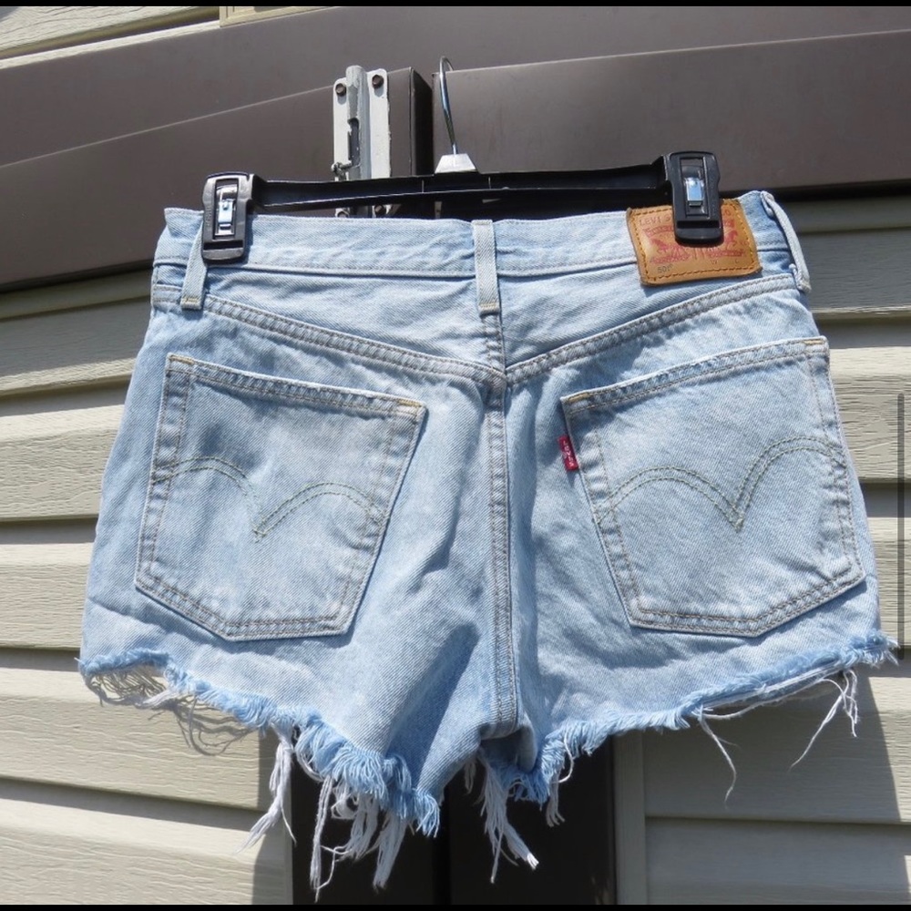 Levi’s 501 Button Fly Cutoff Shorts Sz 27